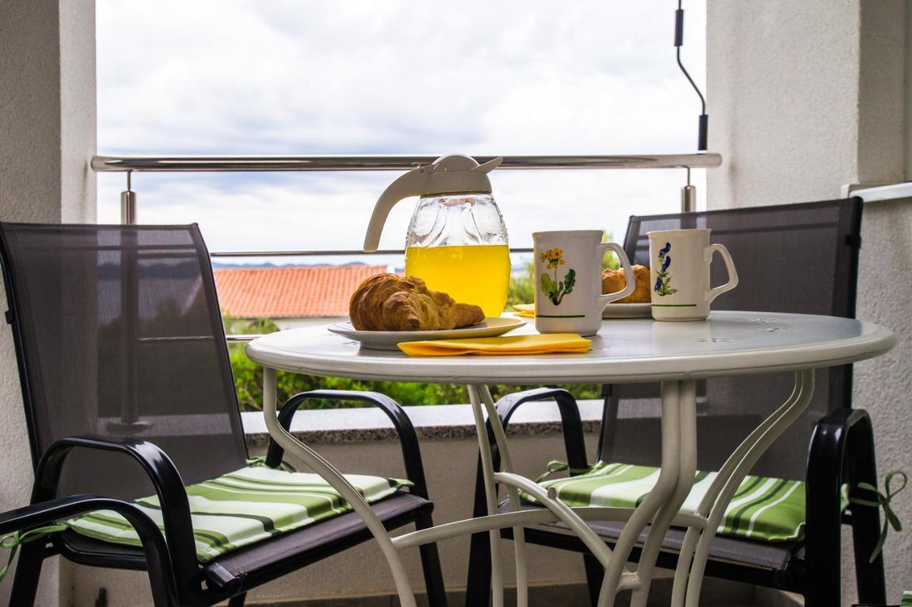 Apartament Jedro *
